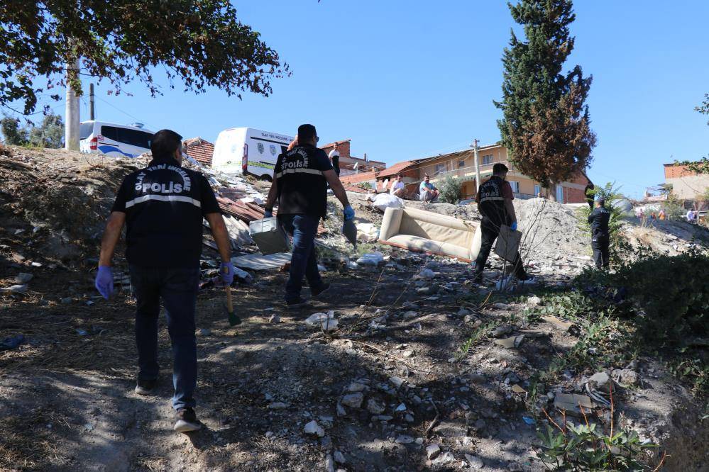 Ekipleri alarma geçiren olay! Boş arazide insan kemikleri bulundu 9